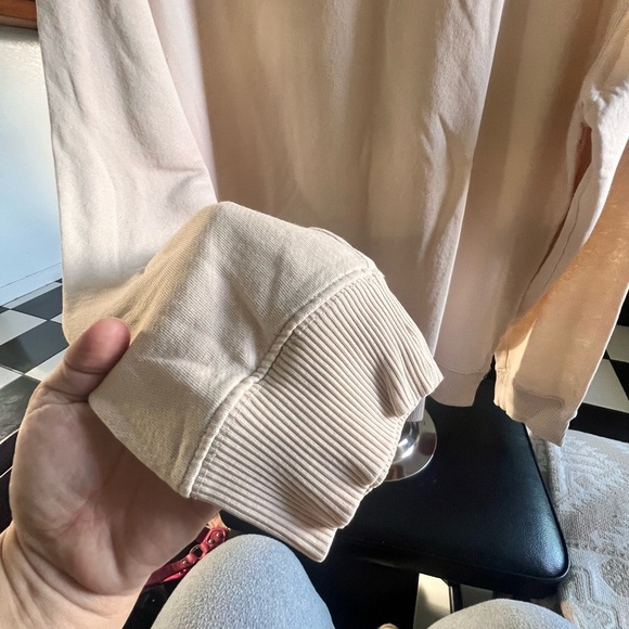 NNO7 sweater - Picture 2 of 6